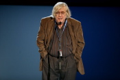 Jonathan Rosenbaum (Presidente)