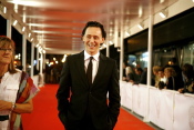 Tom Hiddleston