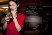 INSTITUTO DOS VINHOS DO DOURO E PORTO, I.V, Patrocinador de los C�cteles Oficiales.