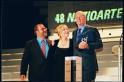 Argazki historikoak - MICHAEL CAINE, ROSA MAR�A SARD�, MIKEL OLACIREGUI, 2000