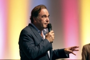 Oliver Stone