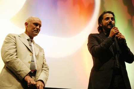 John Malkovich, Diego Luna.