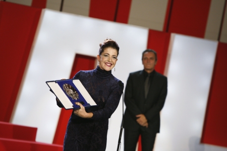 Nora Navas, Jos� Coronado: Silver Shell for Best Actress ('Pa negre')